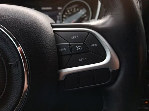 Used 2021 Jeep Compass Latitude image 22