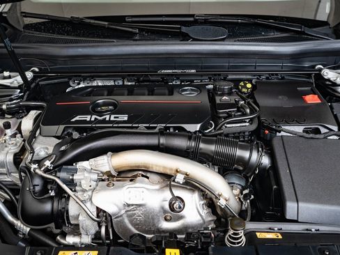 Certified 2022 Mercedes-Benz GLB 35 AMG 4MATIC image 37