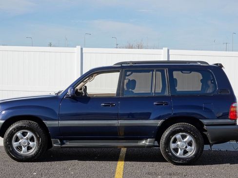 Used 2002 Toyota Land Cruiser AWD/4WD image 16