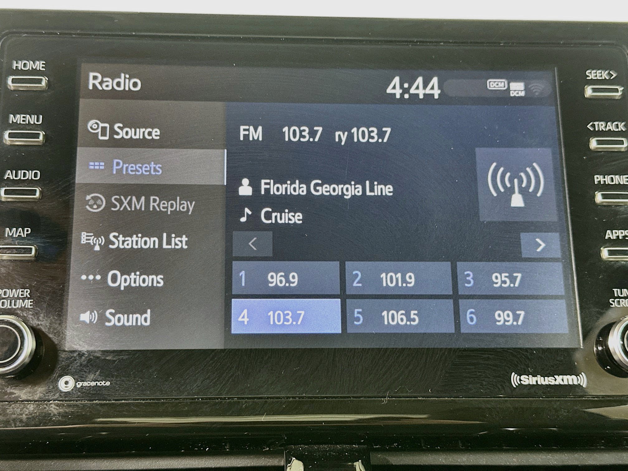 Used 2021 Toyota Corolla LE FWD image 21