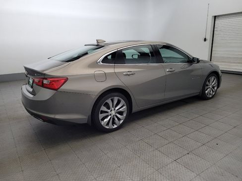 Used 2017 Chevrolet Malibu Premier w/ Premier Sun and Wheel Package image 10