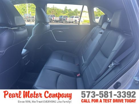 Used 2025 Toyota RAV4 Limited w/ Advanced Technology Package AWD/4WD image 21