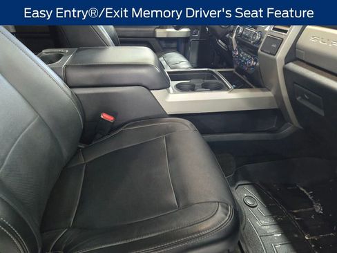 Used 2017 Ford F350 Lariat w/ Lariat Ultimate Package image 7