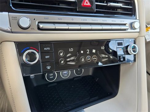 New 2026 Genesis G70 2.5T Prestige image 9