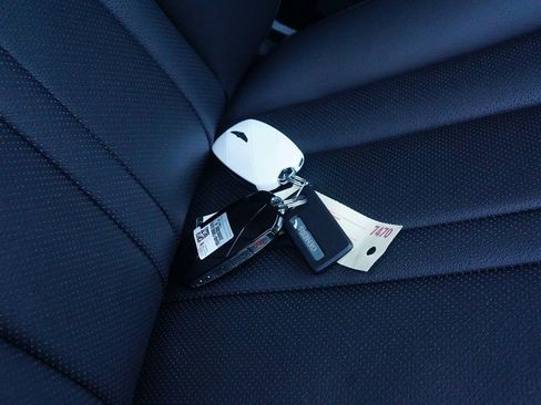 New 2026 Genesis GV80 2.5T Select image 24