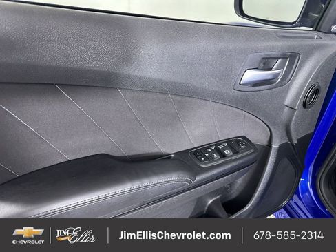 Used 2021 Dodge Charger R/T w/ Blacktop Package image 23