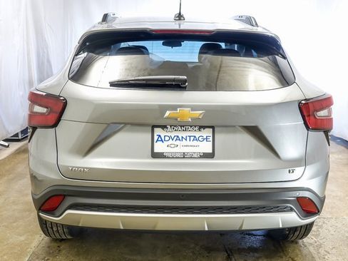 New 2026 Chevrolet Trax LT w/ Driver Confidence Package image 6