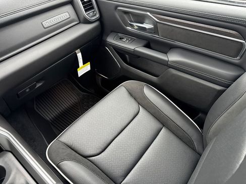 New 2026 RAM 1500 Laramie AWD/4WD image 16
