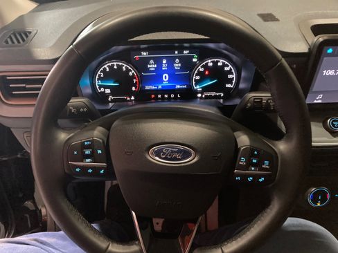 Used 2023 Ford Maverick Lariat w/ Equipment Group 500A Standard image 24