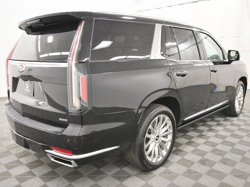 Used 2022 Cadillac Escalade Premium Luxury image 8