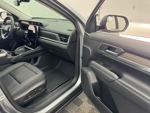 Used 2026 GMC Terrain Denali image 34