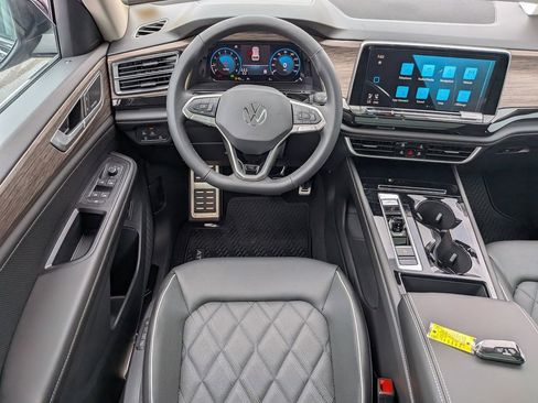 New 2026 Volkswagen Atlas SEL Premium R-Line AWD/4WD image 18