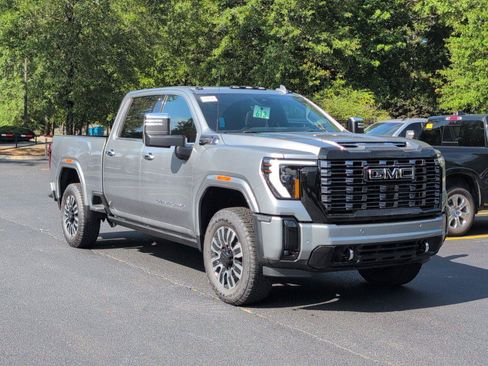 New 2026 GMC Sierra 2500 Denali Ultimate AWD/4WD image 8