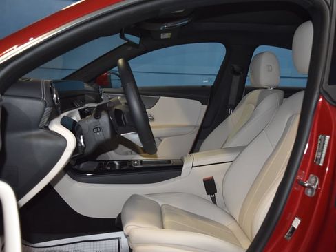 Certified 2026 Mercedes-Benz CLA 250 4MATIC image 7
