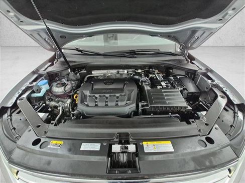 Used 2022 Volkswagen Tiguan SE FWD image 25
