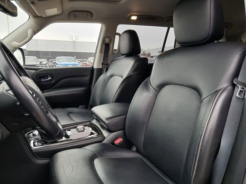 Used 2022 INFINITI QX80 Luxe w/ All-Season Package image 10