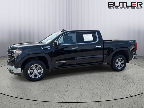 Used 2024 GMC Sierra 1500 SLT AWD/4WD image 3