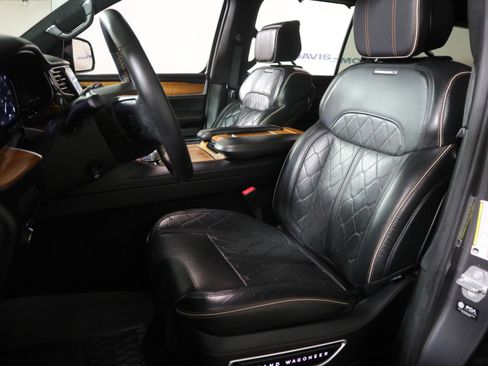 Used 2024 Jeep Grand Wagoneer L Series III image 24
