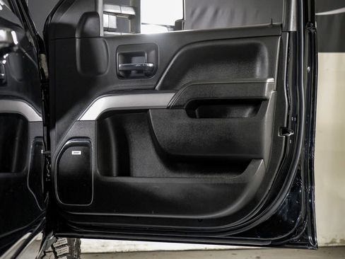 Used 2019 Chevrolet Silverado 2500 LTZ w/ Duramax Plus Package image 35