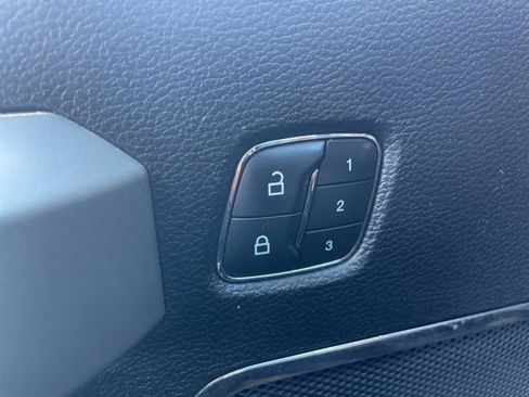 Used 2019 Ford F250 Lariat w/ Lariat Ultimate Package image 26