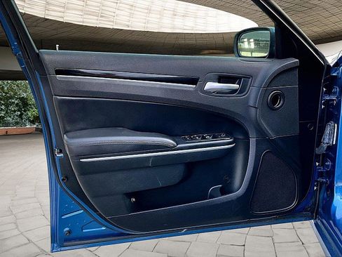 Used 2023 Chrysler 300 Touring L RWD image 15