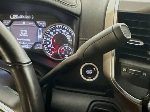 Used 2024 RAM 2500 Laramie AWD/4WD image 17