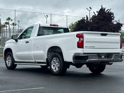 Used 2025 Chevrolet Silverado 1500 W/T image 6