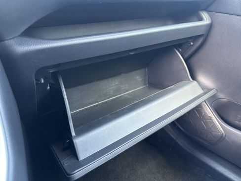 Used 2024 Toyota RAV4 LE image 28