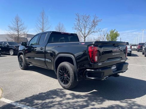 Used 2025 Chevrolet Silverado 2500 LTZ w/ LTZ Convenience Package image 5