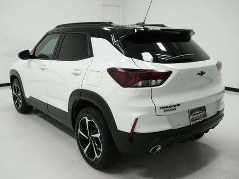 Used 2021 Chevrolet TrailBlazer RS w/ Convenience Package image 5
