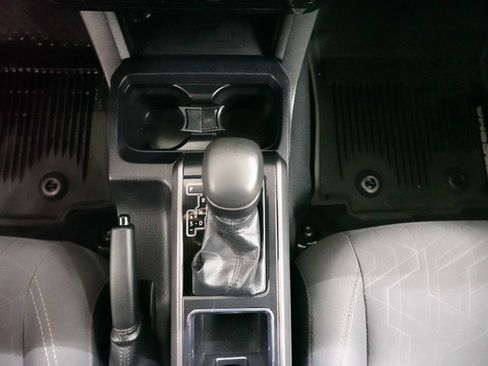 Used 2019 Toyota Tacoma TRD Sport w/ Technology Package image 23