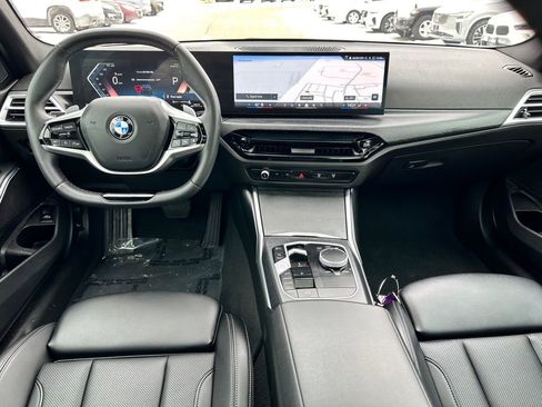 Used 2025 BMW 330i xDrive Sedan image 14