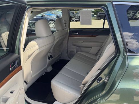 Used 2014 Subaru Outback 2.5i Limited AWD/4WD image 22