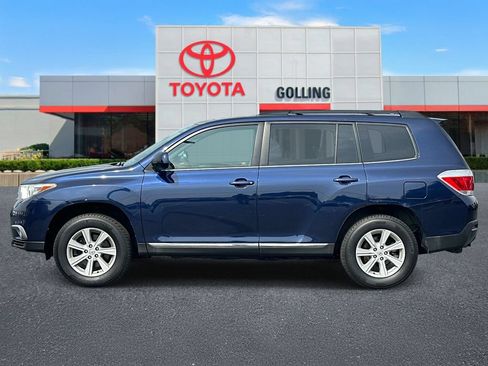 Used 2012 Toyota Highlander SE w/ Tow Pkg AWD/4WD image 2