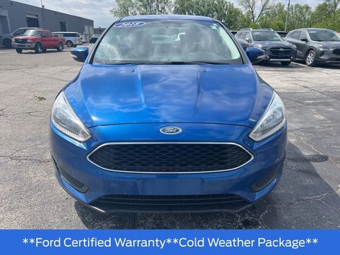 Used 2018 Ford Focus SE w/ Cold Weather Package FWD image 4