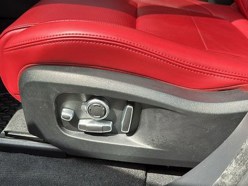 Used 2025 Jaguar F-PACE R-Dynamic S image 10