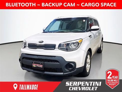 Used 2019 Kia Soul FWD image 1