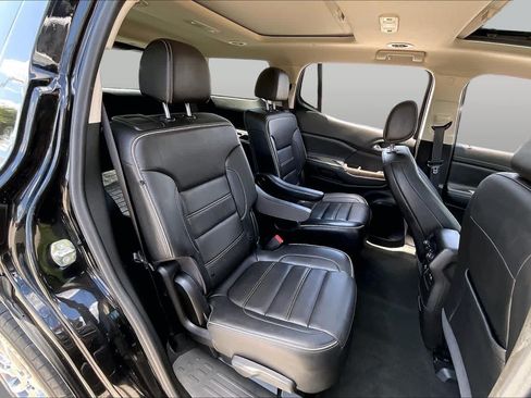 Used 2023 GMC Acadia Denali w/ Black Diamond Edition FWD image 21