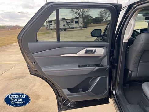 New 2026 Ford Explorer Active w/ Active Comfort Package RWD image 14