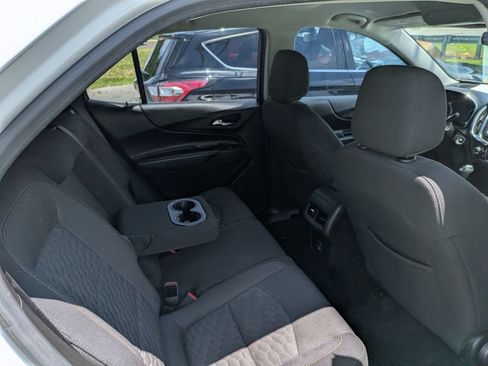Used 2019 Chevrolet Equinox LT FWD image 9
