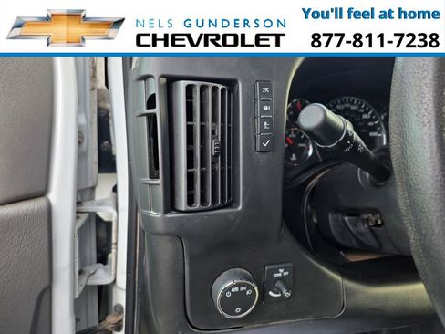 Used 2018 Chevrolet Express 3500 w/ Driver Convenience Package image 16