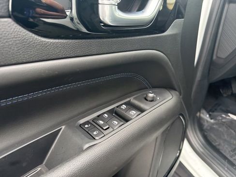 New 2026 Jeep Compass Latitude image 20