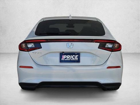Used 2024 Honda Civic EX-L image 6