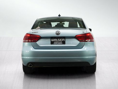 Used 2013 Volkswagen Passat 2.5 SE FWD image 4