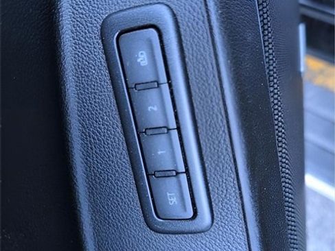 Used 2019 GMC Yukon Denali w/ Denali Ultimate Package image 19