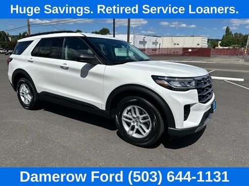 Used 2026 Ford Explorer Active AWD/4WD image 9