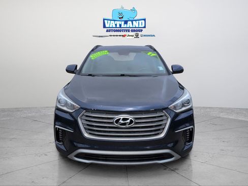 Used 2017 Hyundai Santa Fe SE image 8