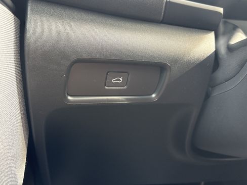 Used 2024 Polestar Polestar 2 AWD/4WD image 31