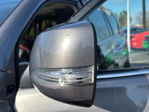 Used 2010 Lexus GX 460 image 11