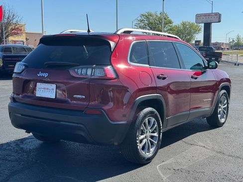 Used 2019 Jeep Cherokee Latitude Plus image 5